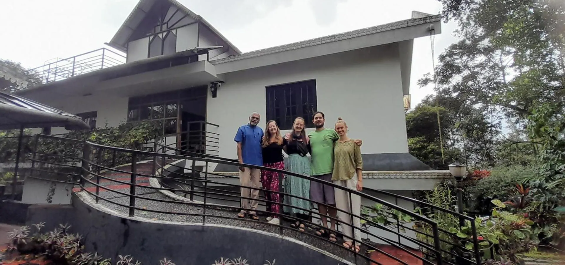 Le Farmhouse Munnar Anachal Bed & Breakfast